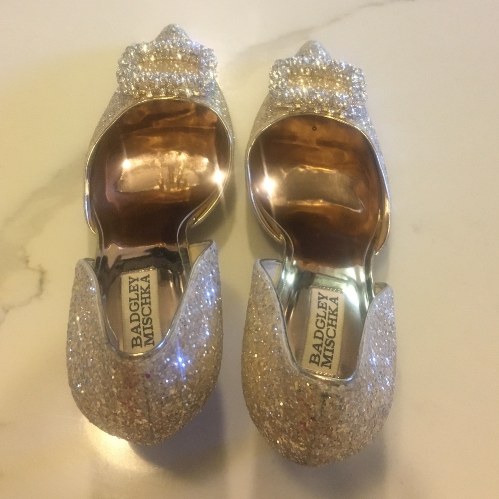 Badgley Mischka Silver Glitter Pointed Toe D'Orsay Heels - Picture 9 of 14